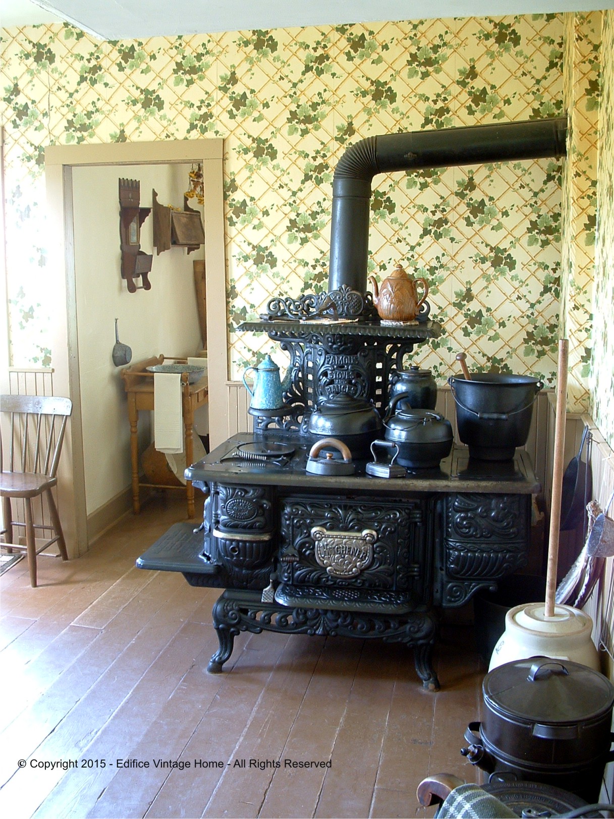 Antique Style Ranges 10 of the Prettiest Antique Cook Ranges – Art Cast in Iron, a LookBook ...